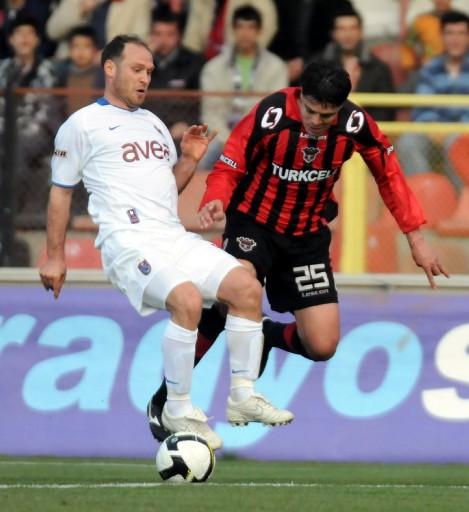 Trabzonspor, Gaziantepspor'a Kamil Ocak'ta 3-2 yenildi
