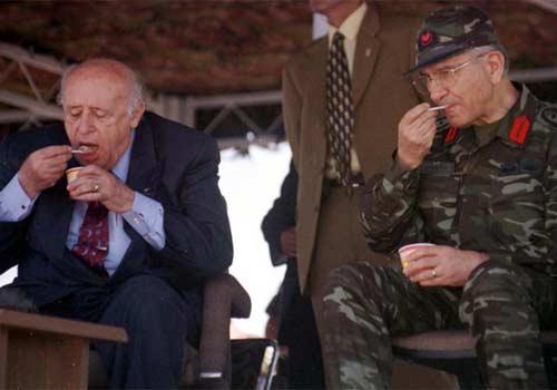 9. Cumhurbaşkanı Süleyman Demirel