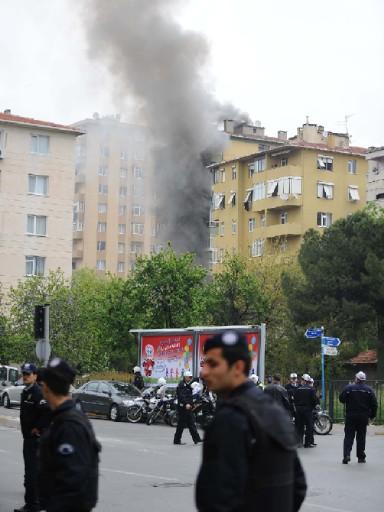 İstanbul'da saatler süren çatışma sırasında siviller de vuruldu. İşte terörün sivil kanı döktüğü anlardan alınan kareler: