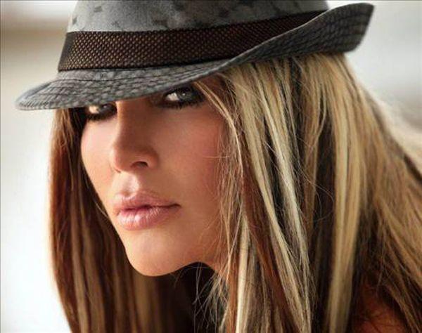 SEREN SERENGİL: @SRNGLofficial / Takipçi sayısı: 50,368