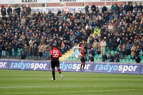 Super Lig'de Denizlispor, Gaziantepspor'u 2-0 yendi.