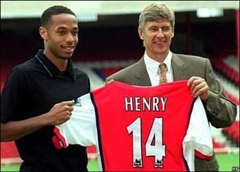 Monaco'yla ilk sezonunda Henry 18 karşılaşmada ağları üç kez havalandırabildi.

Wenger Henry için en iyi yeri aramayı sürdürdü. Teknik direktör, Henry'nin kanatta oynaması yerine forvette oynamasının daha doğru olacağından tam olarak emin değildi.