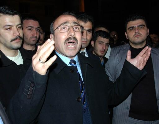 BBP lideri Yazıcıoğlu'nu taşırken düşen hekikoptere ulaşma çabaları aralıksız sürüyor. Helikopter için adeta bir ordu seferber edildi...