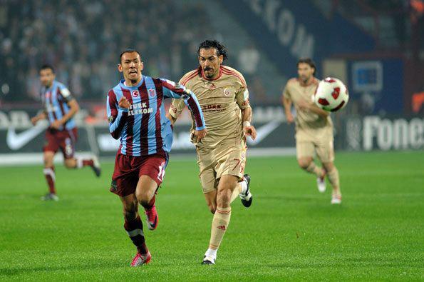 36: Cimbom, ezeli rakipi F.Bahçeden ezeli fark yedi. Aslan, 82 puanlı şampiyon Kanaryanın tam 36 puan gerisinde (46 puan topladı) kaldı. G.Saray ise 1987-88de F.Bahçeye 35 puan fark atmıştı.