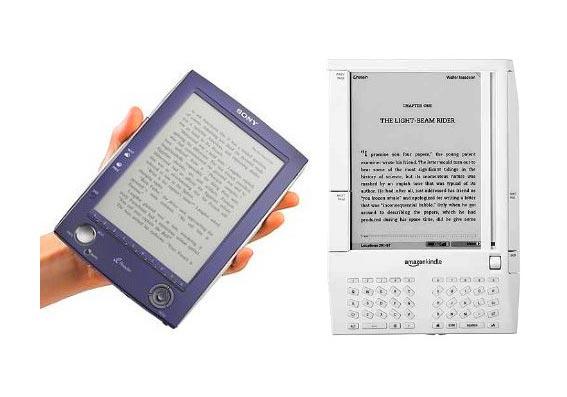 E-okuyucular - Amazon Kindl, Nook (fotoğraftaki), Sony Reader gibi ürünlerin satışı, e-kitaba artan ilgiye paralel olarak artıyor. Üstelik renkli ekran ve internette gezinme özellikleri de cihazlara bir bir eklenmekte.