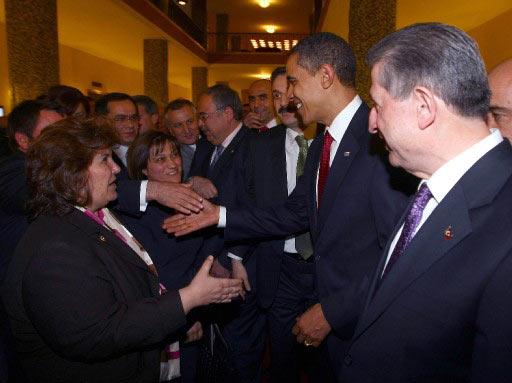 Resmi bir ziyaret için Türkiye'de bulunan ABD Başkanı Obama, TBMM Genel Kurulunda milletvekillerine hitap etti. Obama TBMM'de konuşan 29. devlet başkanı oldu.