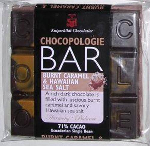 <p>Bu el yapımı trüf çikolatasının 500gr.ı 2.600$ değerinde ve sadece sipariş üzerine siyah trüften ve %70 Valrhona kakaosundan üretiliyor.