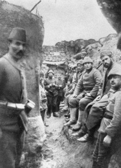 125. Piyade Tümenine bağlı Türk askerleri.