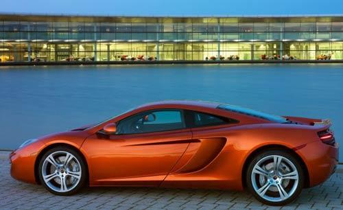 Mclaren sonunda MP4 12C'yi tanıttı