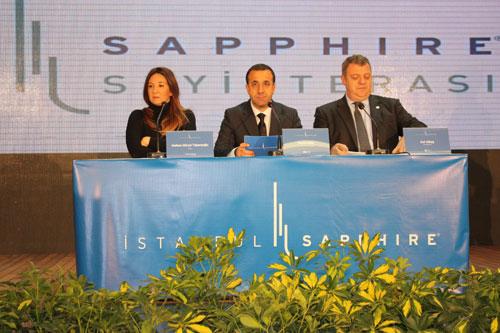 Kiler Holding Yönetim Kurulu Başkanı Nahit Kiler, Jones Lang LaSalle Türkiye Başkanı Avi Alkaş ve Tabanlıoğlu Mimarlıktan Melkan Gürsel Tabanlıoğlu İstanbul Sapphire konusunda bilgi veriyor... Seyir Terasını anlatıyorlar...