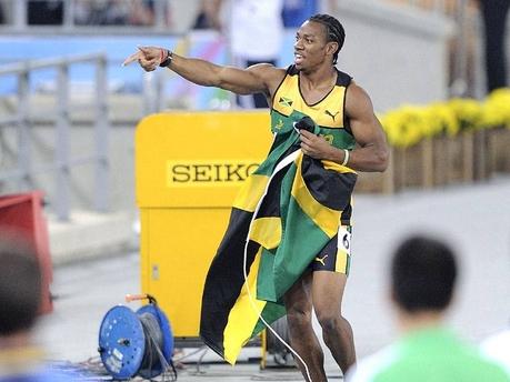 Yohan Blake: 21 yaşındaki Jamaikalı sprinter, Güney Kore'deki Dünya Atletizm Şampiyonasında 100 metrede 9.82'lik derecesiyle altın madalya kazandı. 4x100 bayrak yarışında birinci olan Jamaika takımında da yer alan Blake, 200 metrede de Brüksel'de 19.26 ile tüm zamanların en iyi derecesini yaptı.