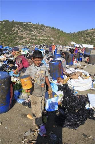 İşte mavisiz, kumsalsız, şaaşasız Bodrum'dan insan manzaraları...