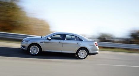 Renault Latitude
Sınıf: Büyük Aile Otomobili
Piyasaya Çıkış Tarihi: 2011 Ocak