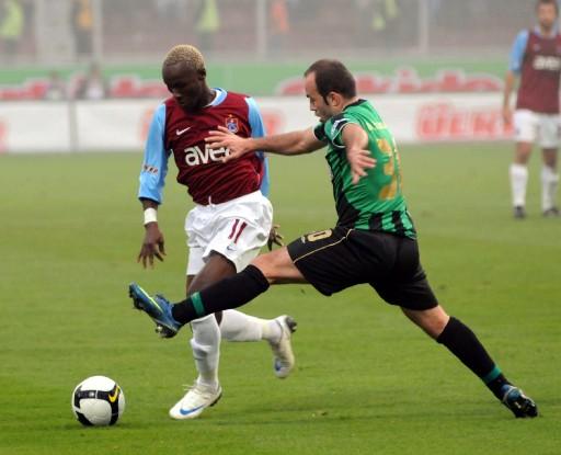 Trabzonspor liderliği korudu