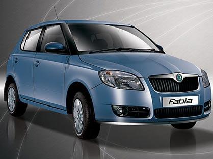 <b>SKODA:</b> Fabia alanlar 2 yıl tüm periyodik bakımlar için ücret ödemeyecek. 24 bin 990 TLden başlayan Fabia Ambiente 60 aya kadar uzanan vade ve 0.79 faizle satışa sunuluyor.