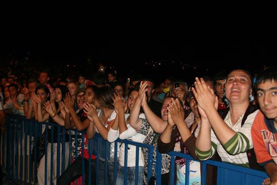 Kocaeli Büyükşehir Belediyesinin ilkini düzenlediği Sekapark Altın Kemer Yağlı Güreşlerinde 58i başpehlivan 567 pehlivan altın kemer için yarıştı.
