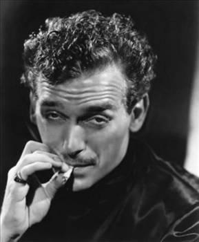 Douglas Fairbanks

 

"Kendimi hiç bu kadar iyi hissetmemiştim."