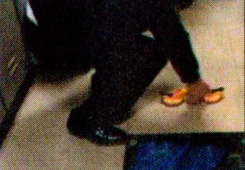 Özel Yetkili Cumhuriyet Savcısı Fikret Seçen ile savcı Ali Haydar'ın, 6 Aralık'ta Gölcük'teki Donanma Komutanlığı'nda yaptıkları aramanın fotoğraf ve görüntülerine ulaşıldı.