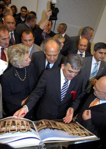 60. Uluslararası Frankfurt Kitap Fuarı açıldı