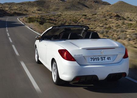 Peugeot'nun yeni Coupe-Cabriolet modeli 308 CC