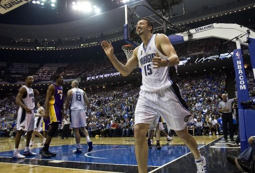 Hidayet'in de forma giydiği NBA final serisi 4. maçında Los Angeles Lakers, Orlando Magic'i uzatmalarda yıkmayı başarırken malesef Hidayet son anlarda kendine bağlanan umutları yıktı