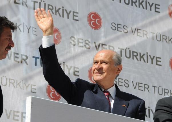 MHP Genel Başkanı Devlet Bah&ccedil;eli ise, se&ccedil;im &ccedil;alışmalarını 1 Ekim 2010'da Kars'ta Ani Harabeleri ziyaretiyle başlattı. Bah&ccedil;eli se&ccedil;im &ccedil;alışmaları kapsamında 40 miting yapmış olacak.