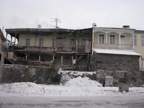 Romanlara, şiirlere, filmlere konu alan ve Orhan Pamuk ile Nobel'le taçlanan Kars'ın meşhur kar manzalarından bir demet. Fotoğraflar: Bünyamin Yılmaz - Yaşar İliksiz