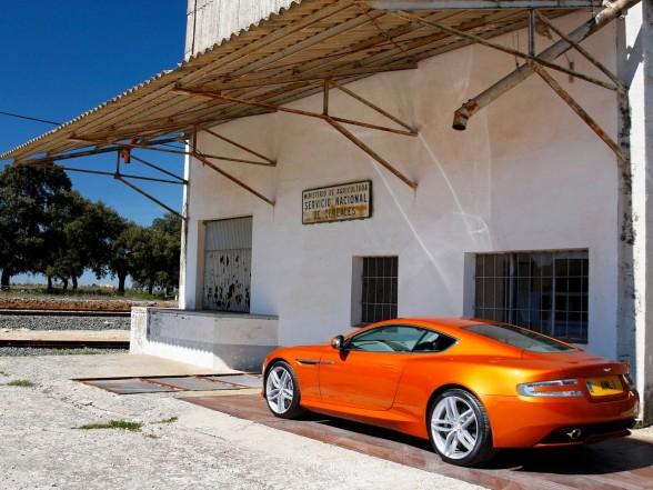 2012 Aston Martin Virage