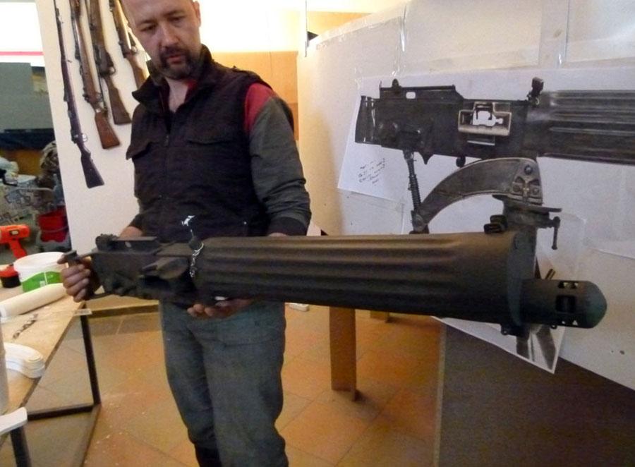 Gelibolu’ya 360 derece bakış imkanı sağlayacak bir tepeye yap, işlet, devret modeli ile inşa edilecek müzeyi hayata geçirecek isim Panorama 1453 Tarih Müzesi’nin de fikir babası olan sanatçı Haşim Vatandaş… Ressam, Yönetmen ve Grafik Ustası sanatçının dizayn edeceği müze, bugün İstanbul’da ziyaretçi akınına uğrayan ve gezenlerin takdir edip, hayranlığını dile getirdiği İstanbul’daki Panorama 1453 Tarih Müzesi’nden daha sofistik ve üstün meziyetlere sahip olacak…