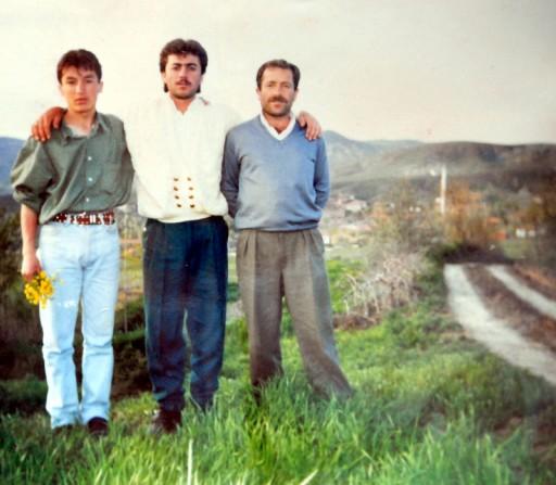 Salih Akyürek (Yozgat) (solda)