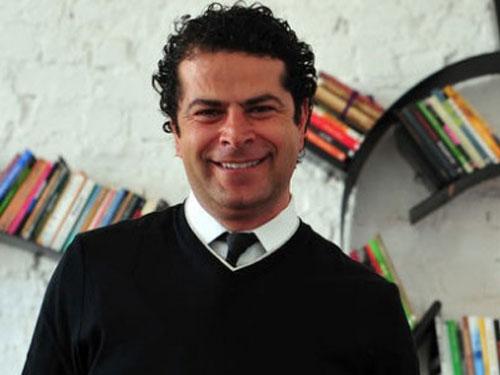 4) Gazeteci Cüneyt Özdemir