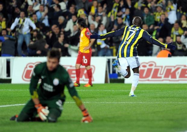 galatasaraylıları anlamak gercekten imkansız. hani karşında eski güçlü bi fenerbahçe olsa anlarım. dağılmış bi takıma karşı aldıgınız