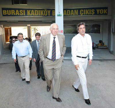 Fenerbahçe'nin yeni teknik direktörü Luis Aragones