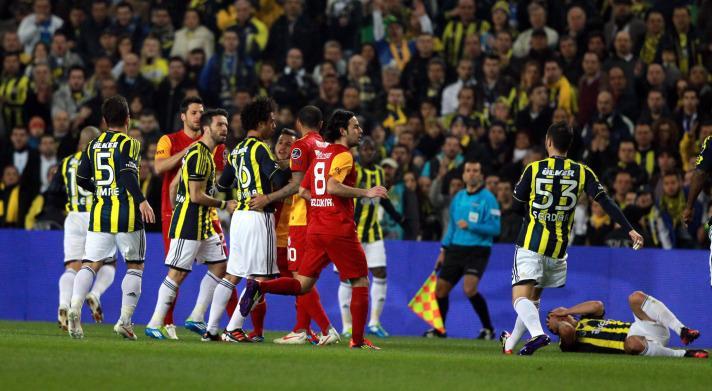 *Gerçekten, Galatasaray'ın kazanmasını Allah da istemiyor arkadaş.