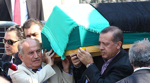 İstanbul Büyükşehir Belediye Başkanı Kadir Topbaş