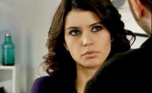 Beren Saat: Taciz.