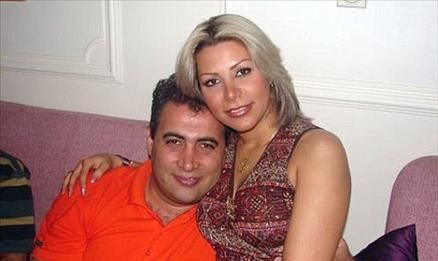 Geçtiğimiz hatfa protestolarda vurularak öldürülen Nidanın, sosyal ağ sitelerindeki fotoğrafları yayınlandı. İşte fırtınaar ortasında geçen bir insan yaşamının en yalın öyküsü: