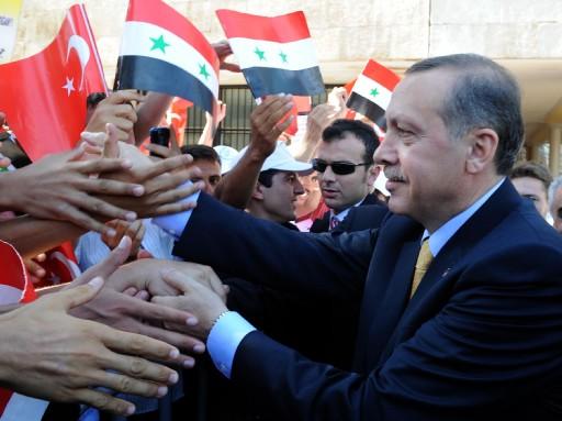 Başbakan Recep Tayyip Erdoğan, Suriye'de Devlet Başkanı Beşar Esad ile görüştü, Halep Üniversitesi'nden fahri doktora ünvanı aldı ve sevgi seline maruz kaldı