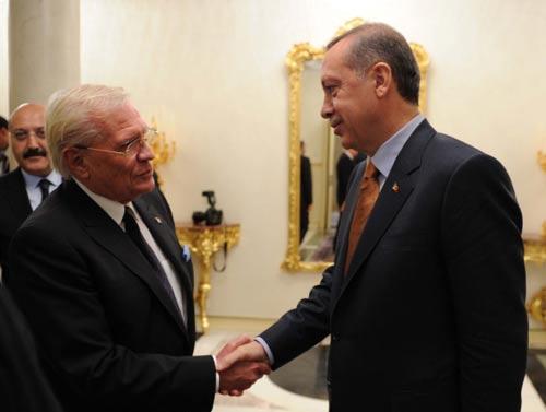 TOPLANTIYA ERDOGAN DEMIROREN DE KATILDI