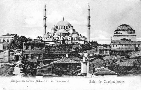 Fatih Camii ve çevresinden, yitip giden bir manzara...