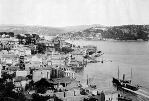 <p style="text-align: center;"><strong>Bunlar da Sultan II. Abdülhamid'in fotoğraf arşivinden... <br /><span style="color: #0000ff;">Arnavutköy</span></strong></p>
