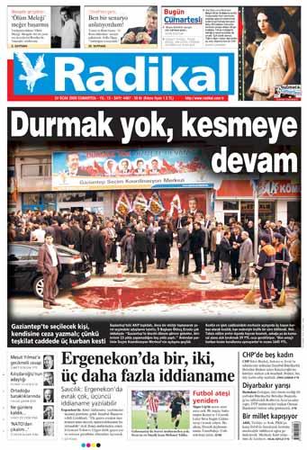 Erdoğan: Gaziantep'te de söz konusu medya yine yalanını sürdürdü. Arkada "Durmak yok yola devam" pankartı. Yer kan gölü. O atmış manşeti devasa puntolarla "durmak yok kesmeye devam" diyor. AK Parti'ye nereden kulp buluruz da karalarız onun planını yapıyor