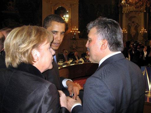 Yarın Türkiye'ye gelecek olan ABD Başkanı Obama, ziyaretten önce Başbakan Erdoğan'dan sonra Cumhurbaşkanı Gül'le de görüştü.