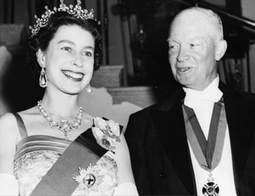 Krali&ccedil;e Elizabeth - Dwight D. Eisenhower