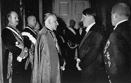 Papa Pio XII ve Hitler