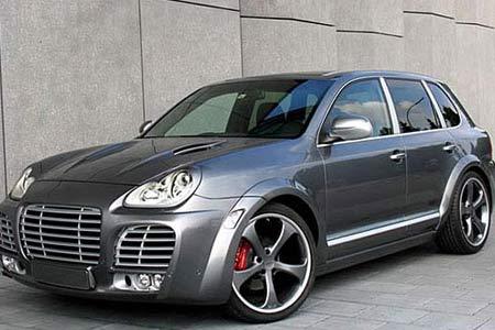 Tümer Metin'in aracı Porsche Cayenne