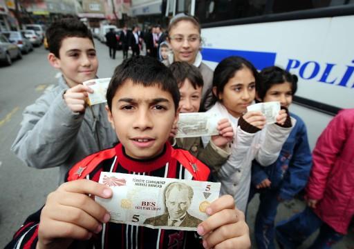 Başbakan bahşişi böyle kapışıldı