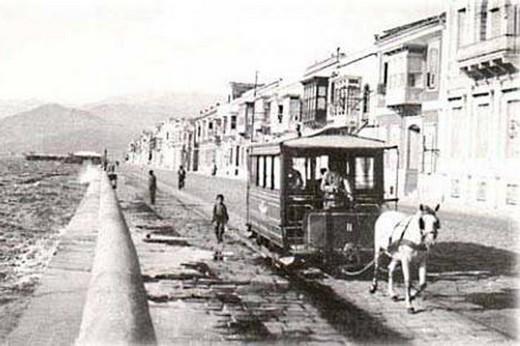 <p>İzmir</p>