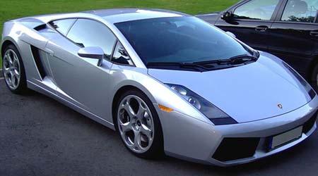 Volkan Demirel'in sahip olduğu Lamborghini Gallardo en pahalı araç