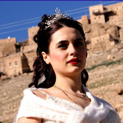 YILIN EN İYİ YARDIMCI KADIN OYUNCUSU: Aslıhan Gürbüz (Bir Bulut Olsam - Asiye)